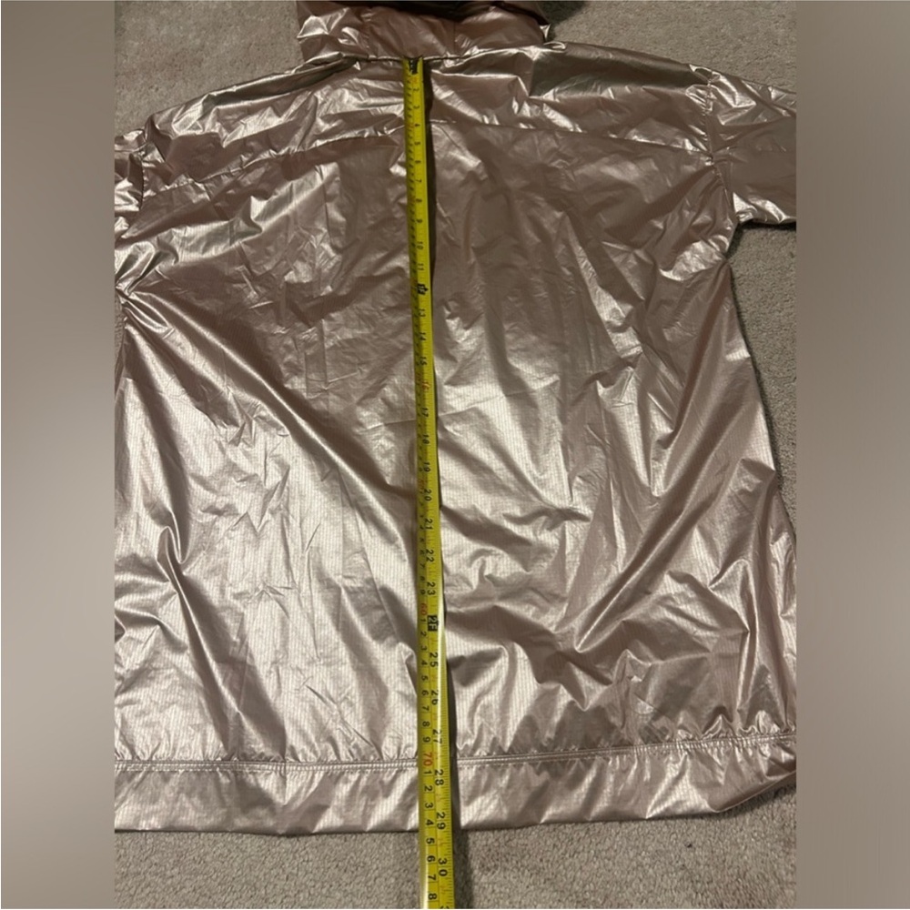 Under Armour Women's Windbreaker size S - Picture 11 of 15